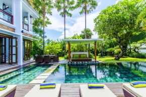 Гостиница Mary's Beach Villa 4 Bedrooms Canggu  North Kuta